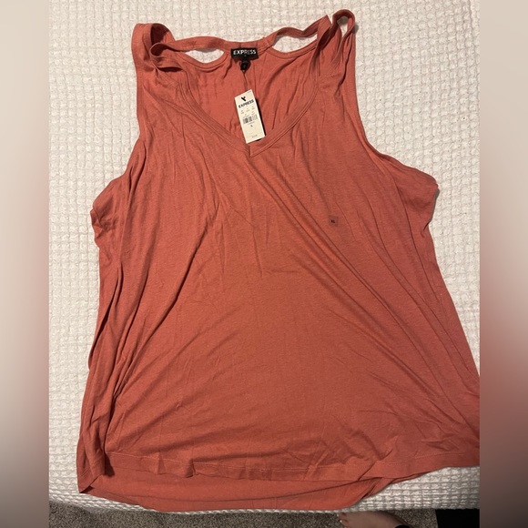Express Shoulder Cutout Tank Top - Picture 2 of 3